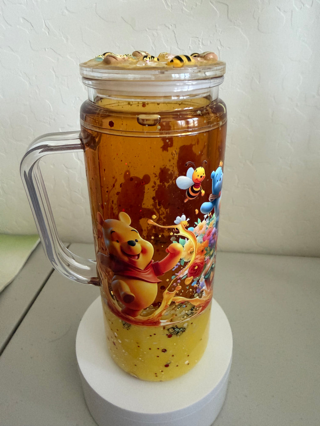 20 oz with handle Winnie the Pooh