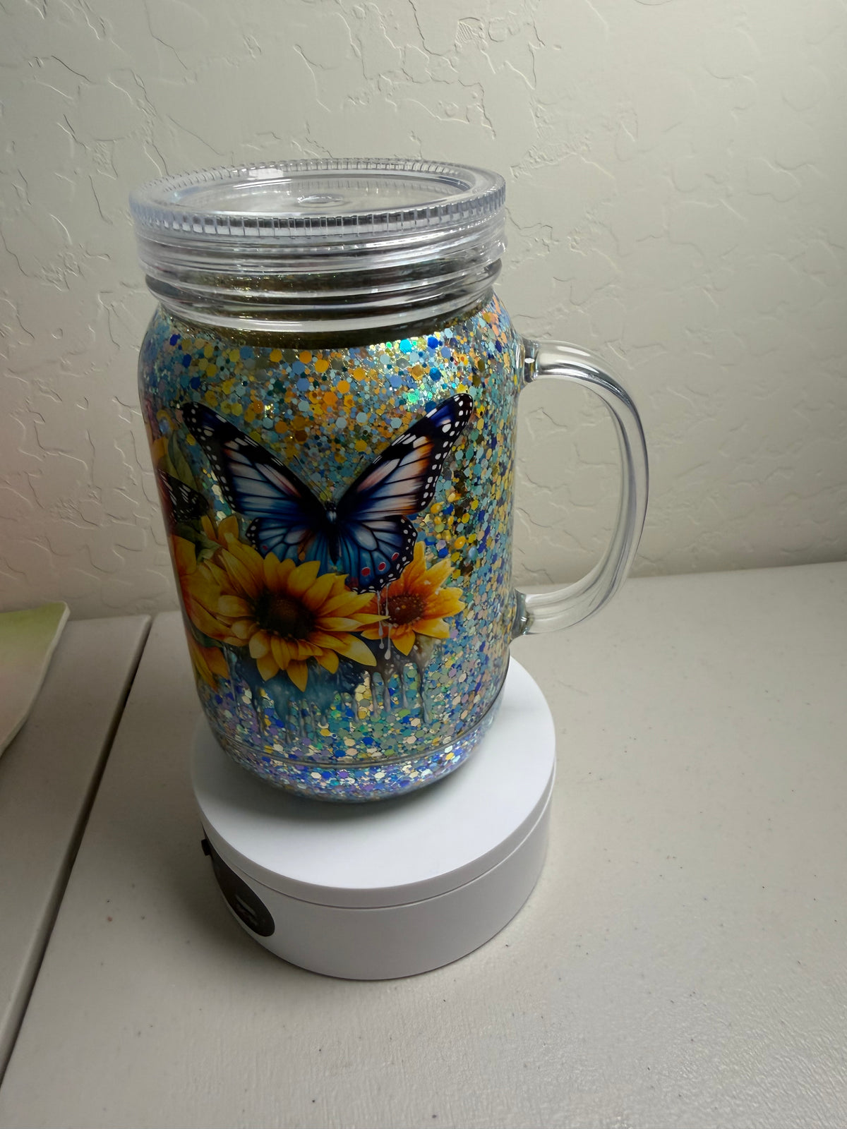 22oz Suspended solution   mug