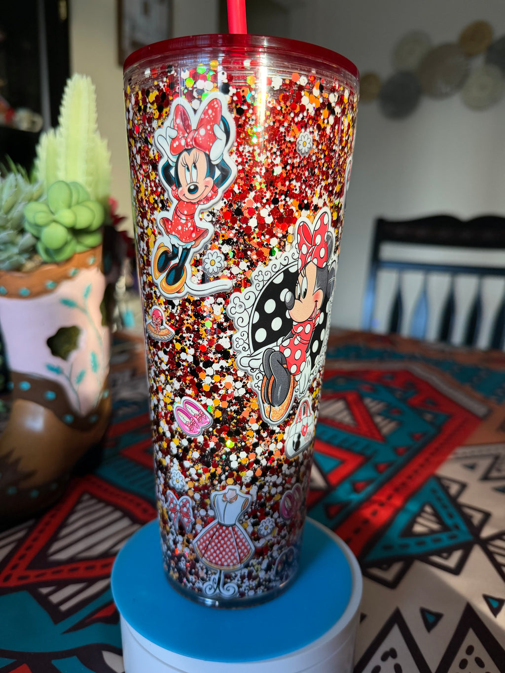 24 oz suspended Glitter Minnie Mouse