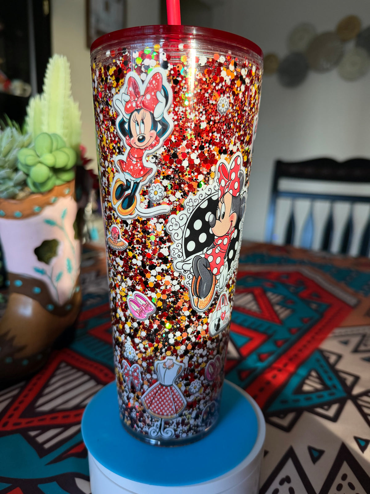 24 oz suspended Glitter Minnie Mouse