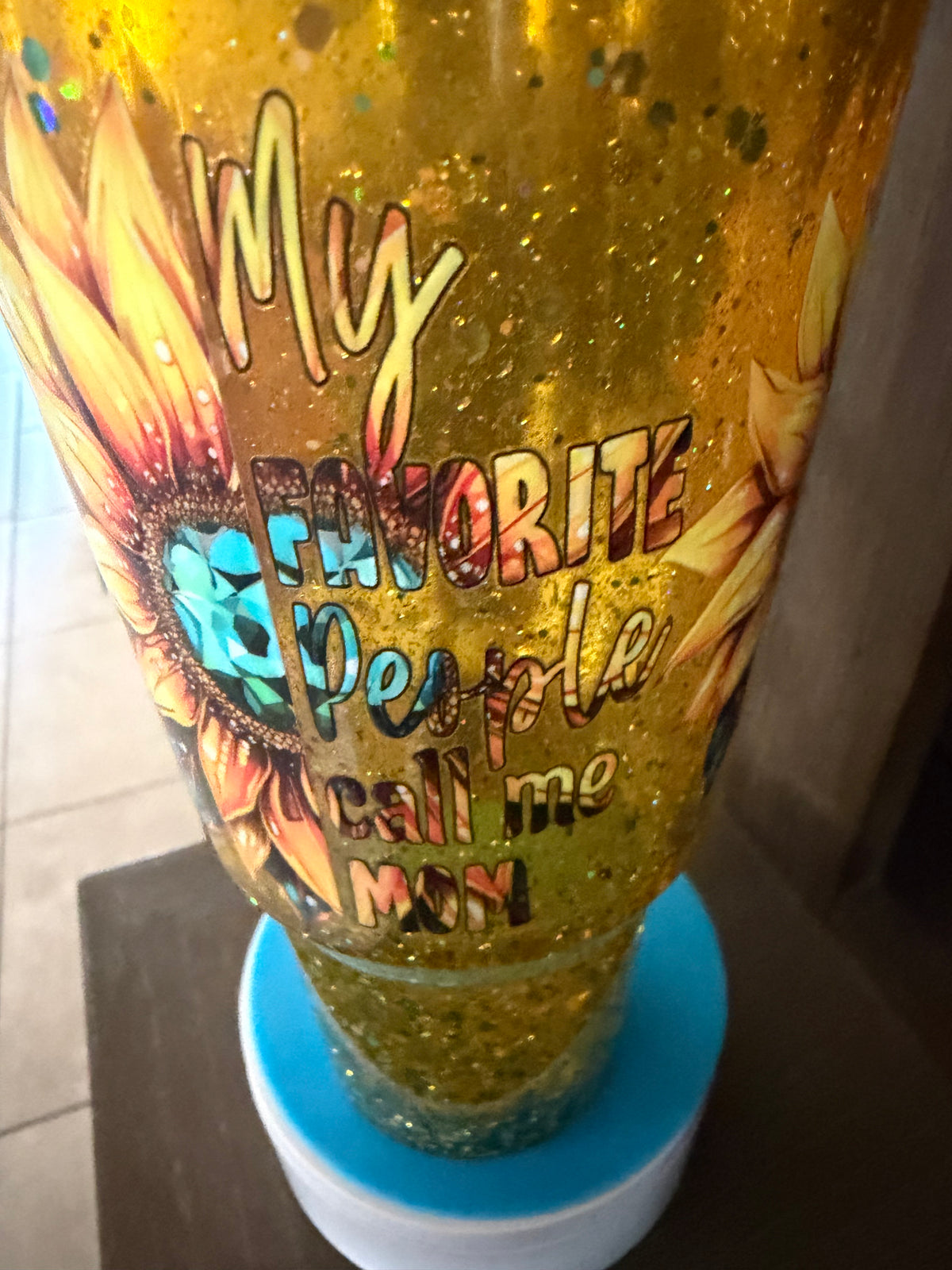 30 oz Floral Waterfall