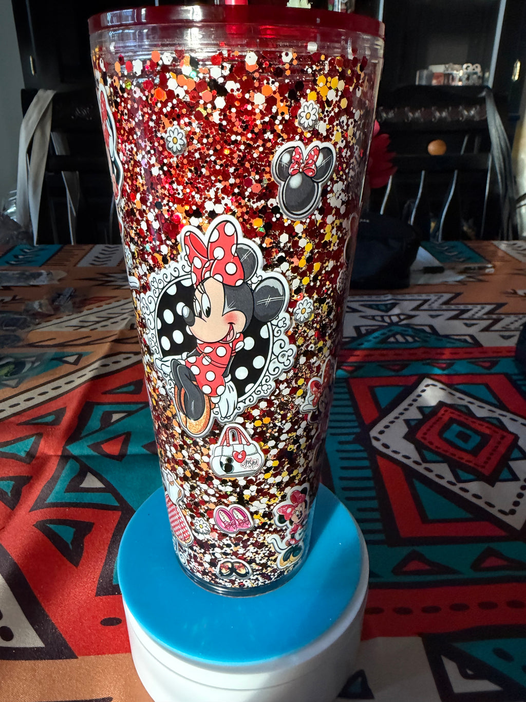 24 oz suspended Glitter Minnie Mouse