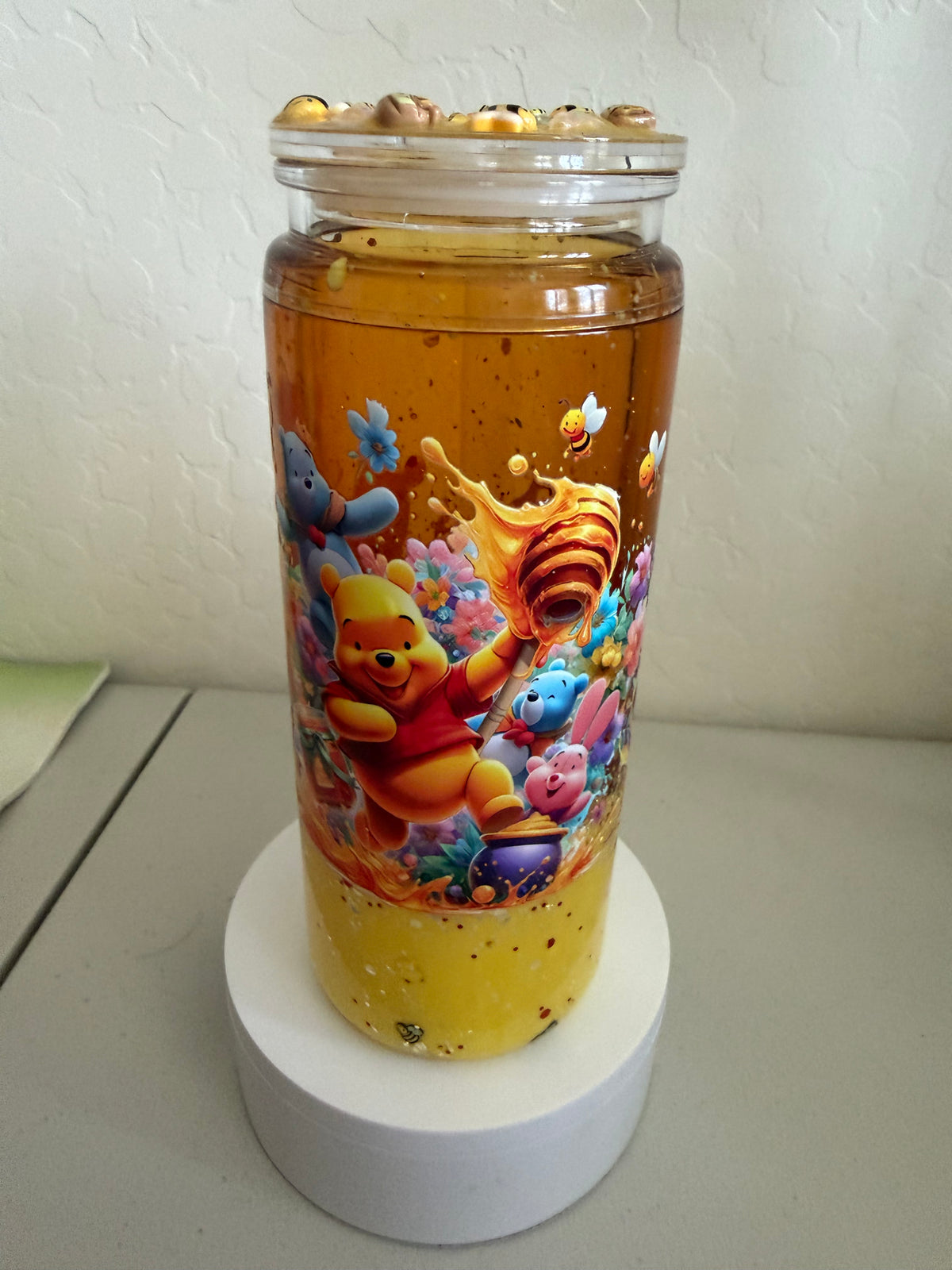 20 oz with handle Winnie the Pooh