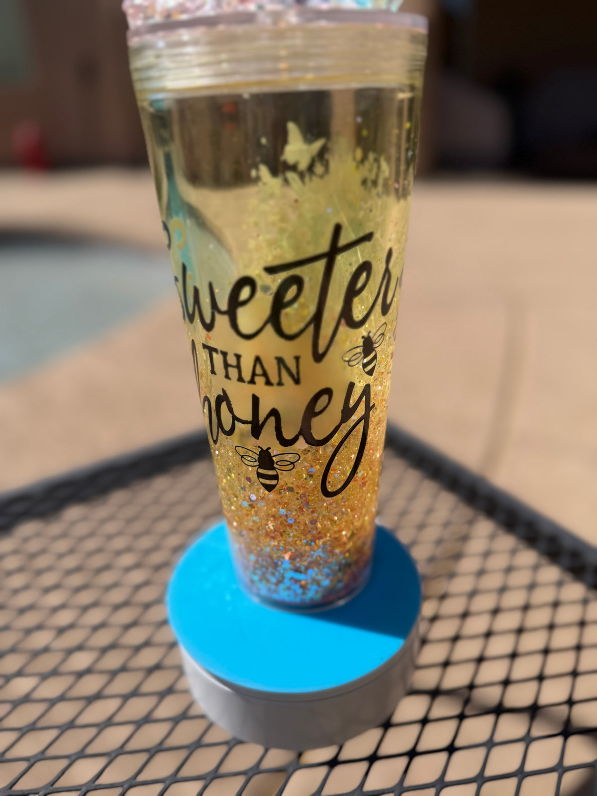 24 oz Bee waterfall Tumbler