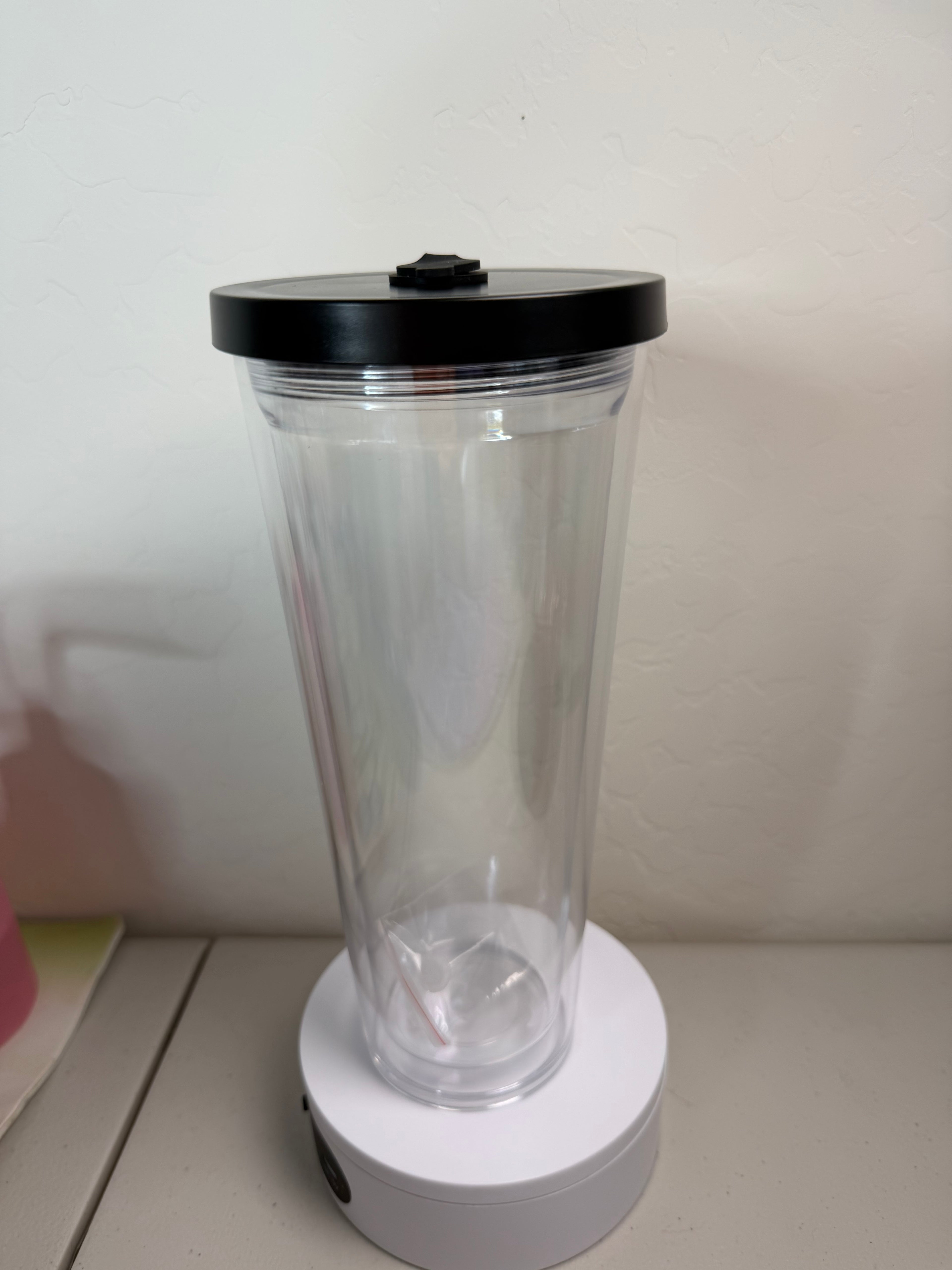 24 oz colored plastic boba lid