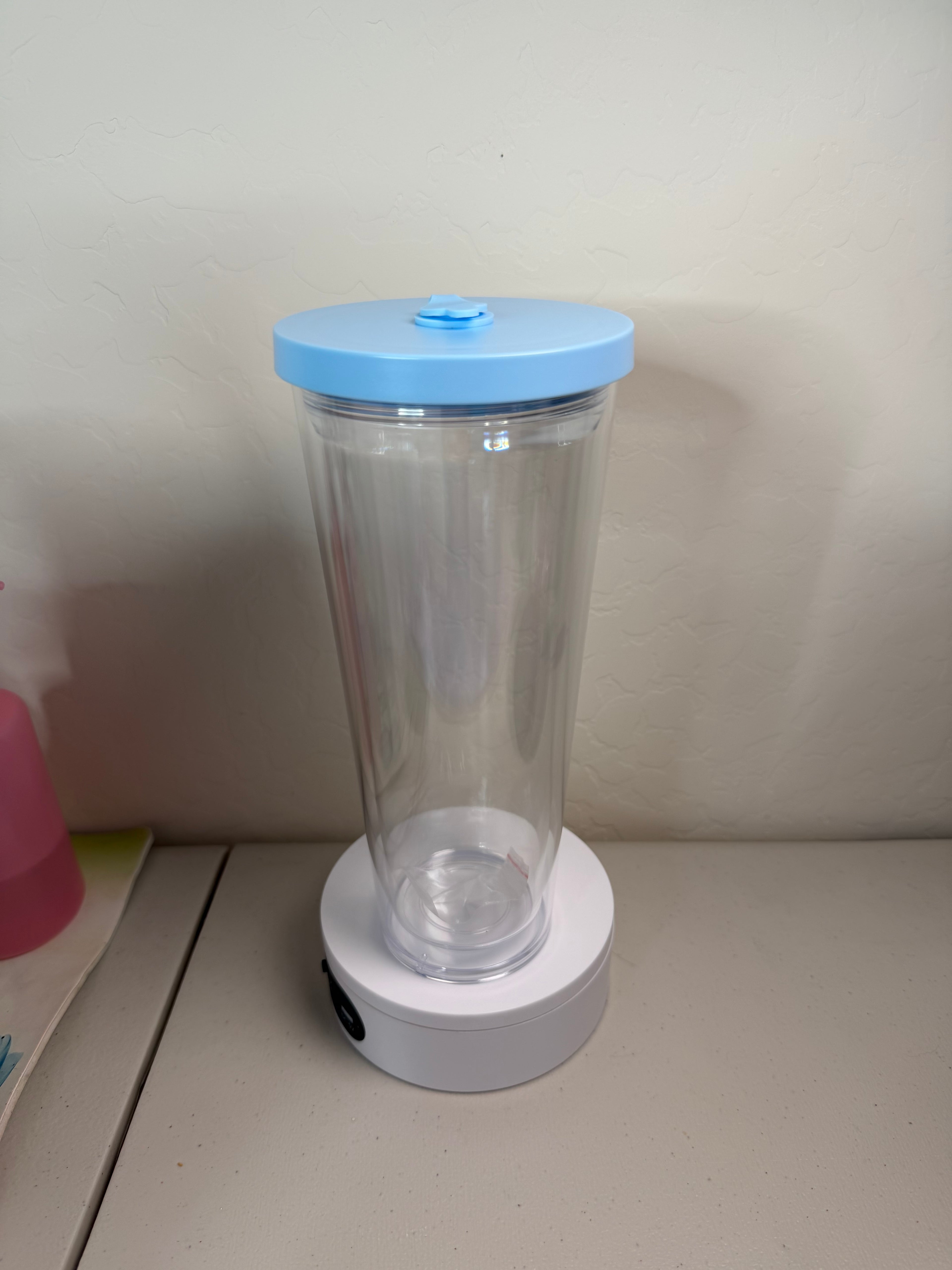 24 oz colored plastic boba lid