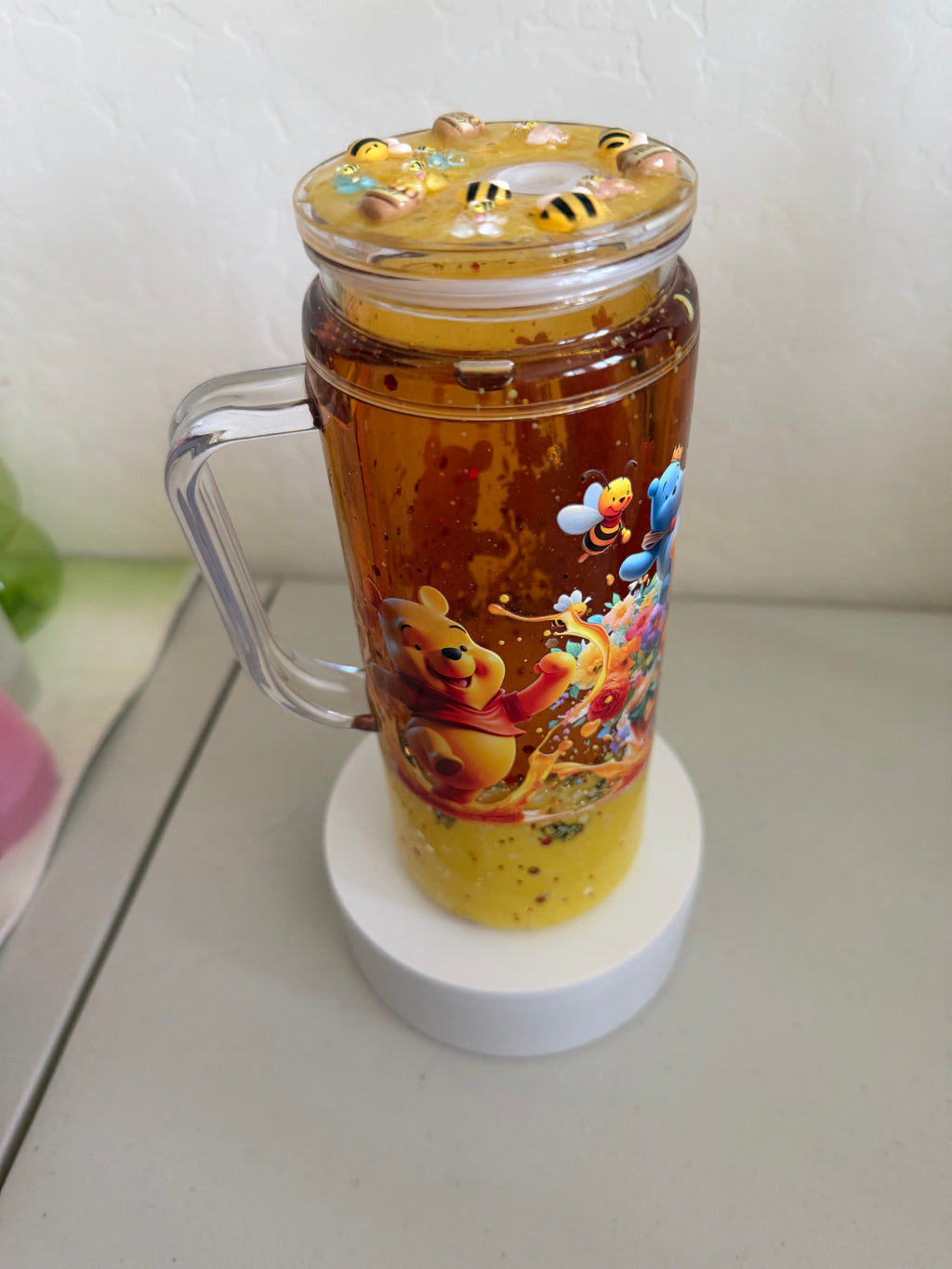 20 oz with handle Winnie the Pooh