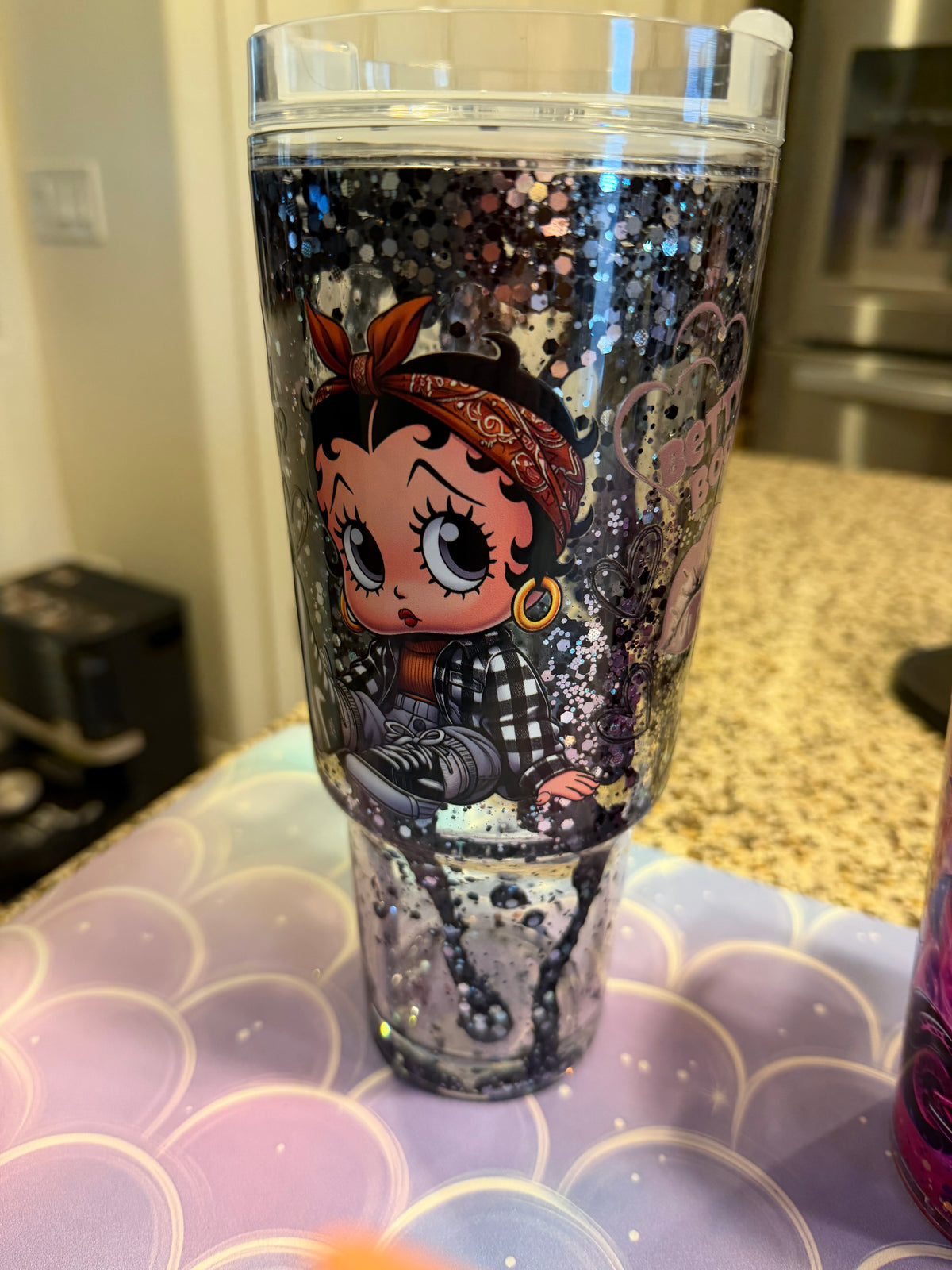 30 oz Betty Boop Lava effect