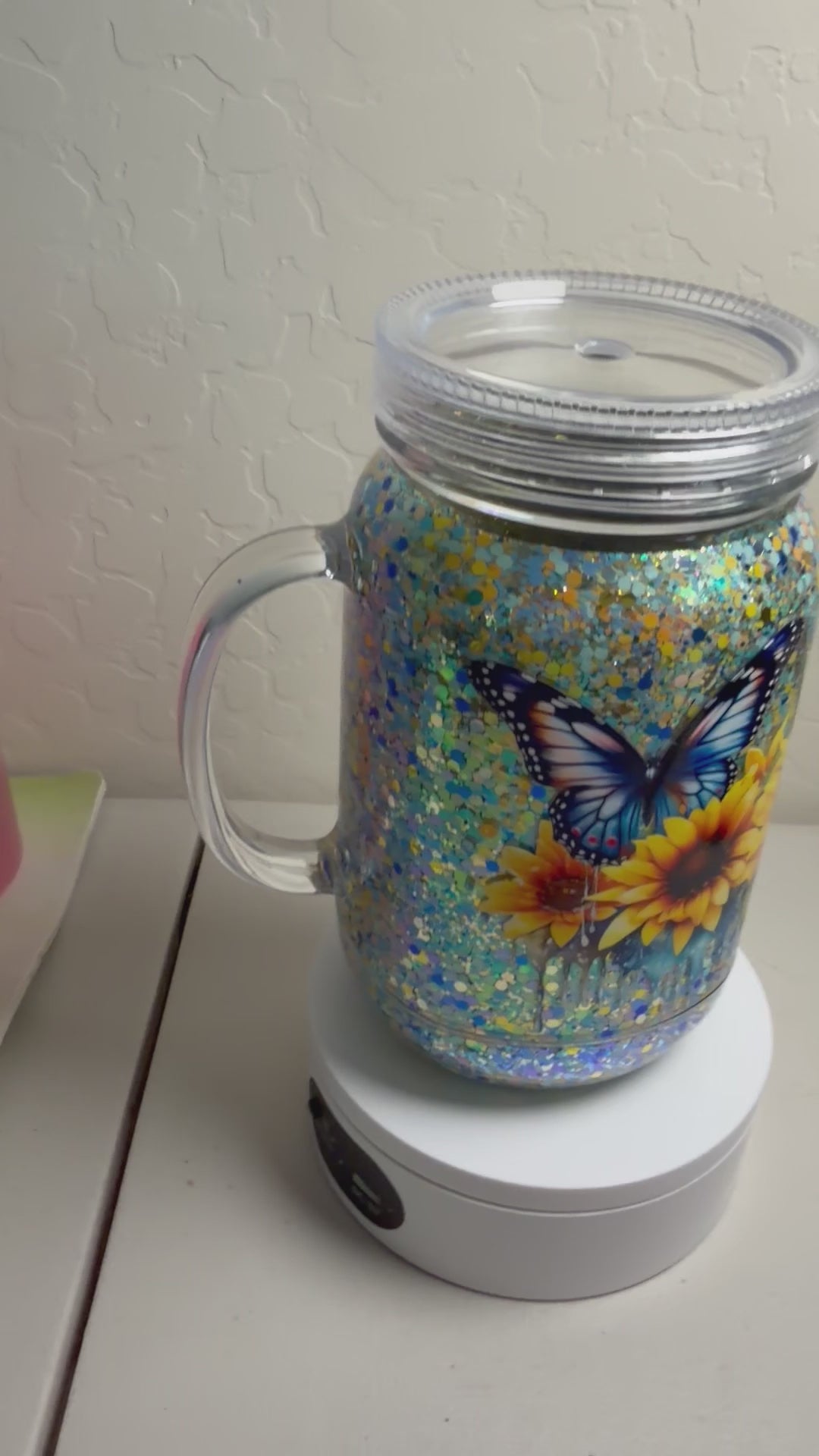 22oz Suspended solution   mug